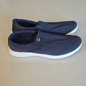 Merinos blue and white slip ons